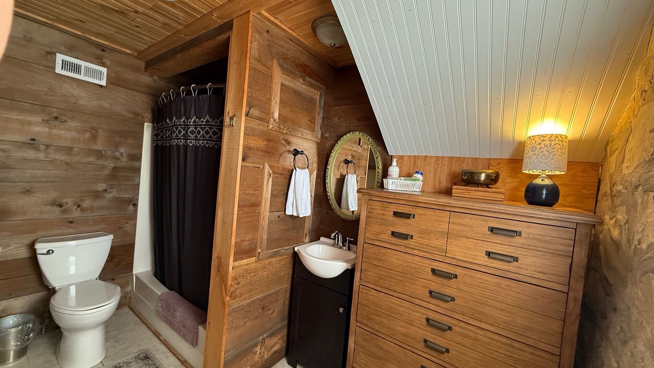 Photo of Bathroom in Berryville