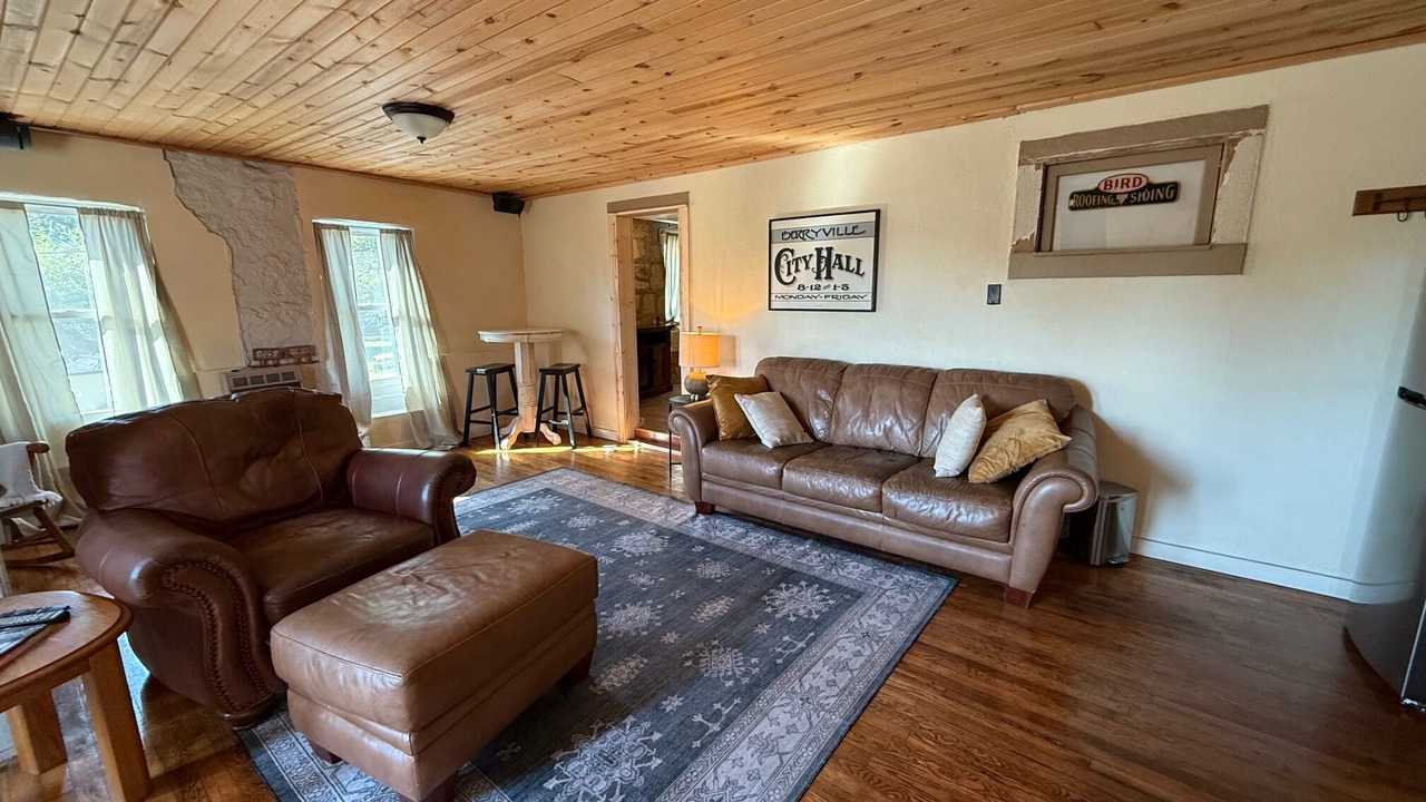 Photo of Livingroom in Berryville
