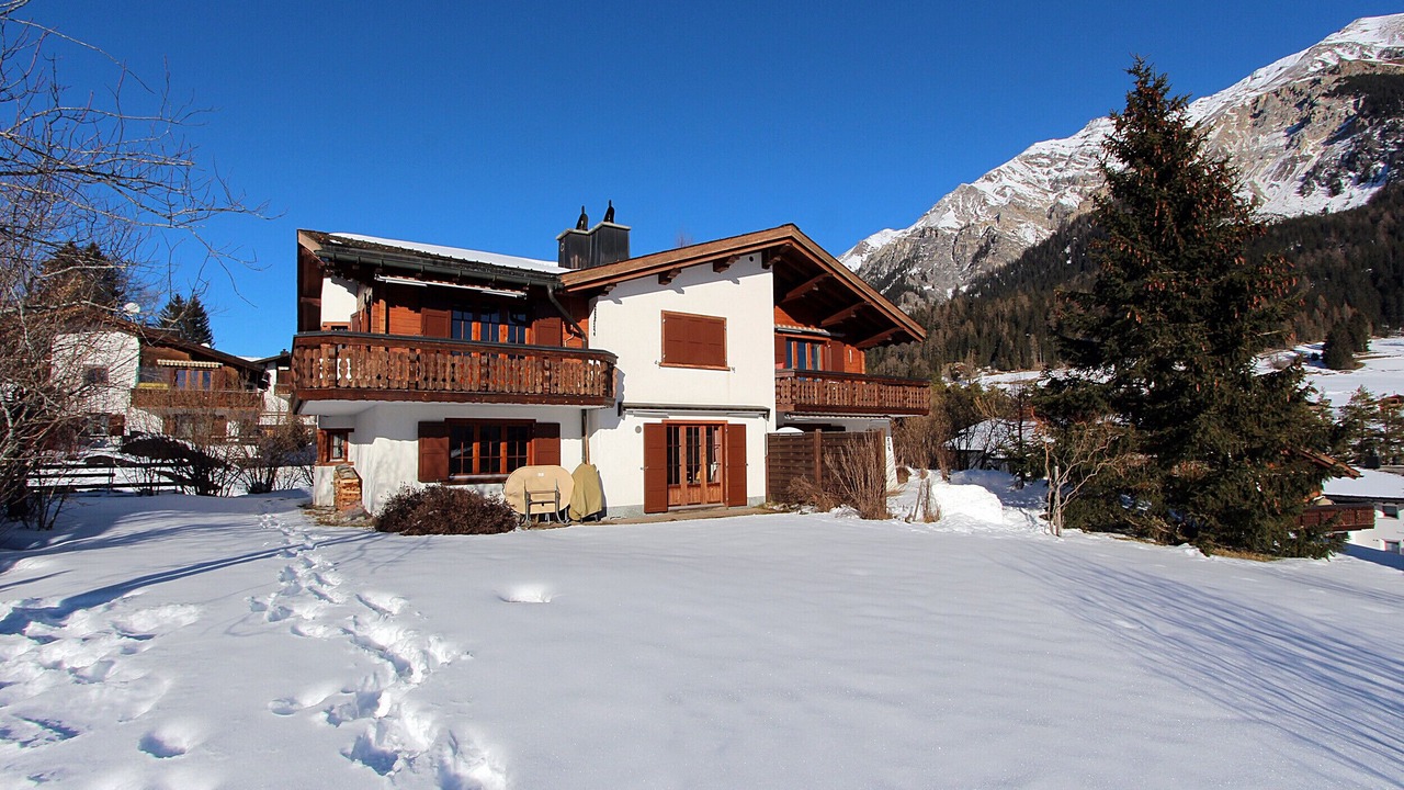 Photo of Outdoor in Lenz