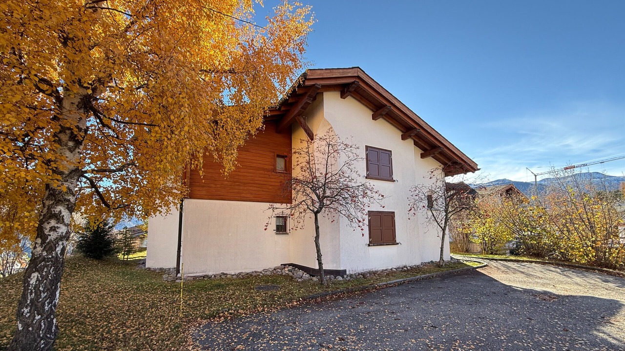 Photo of Outdoor in Lenz