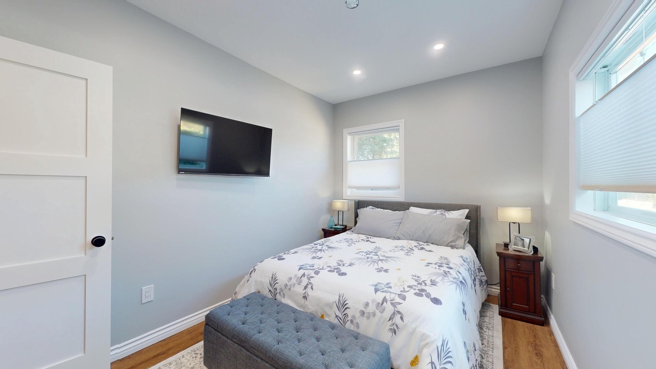 Photo of Bedroom in Burbank