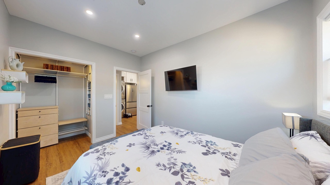 Photo of Bedroom in Burbank