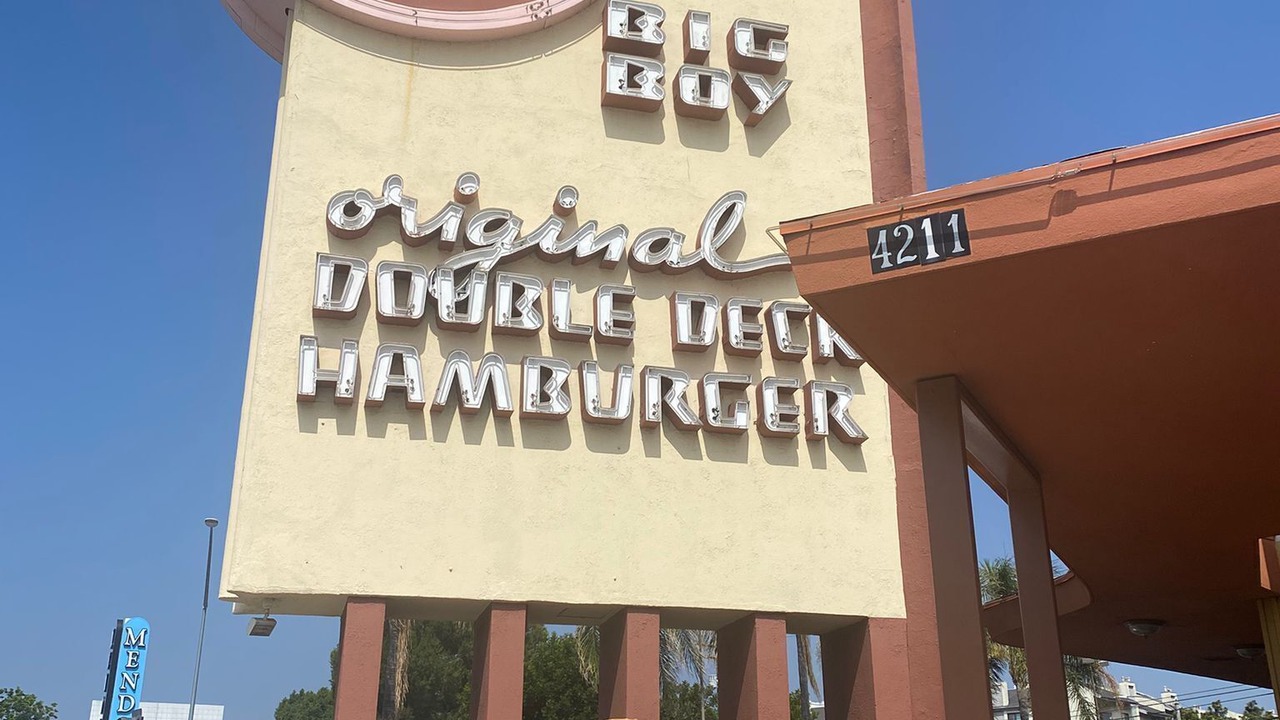 Photo of Others in Burbank