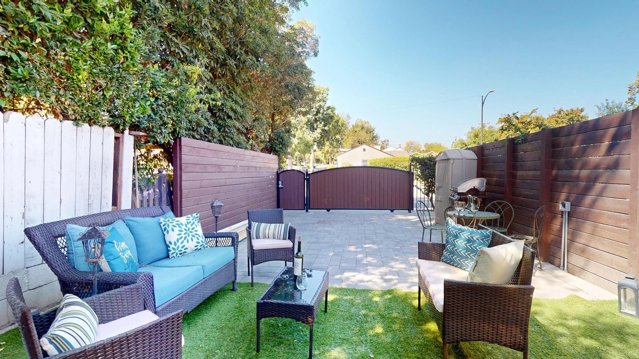 Photo of Patio Balcony in Burbank