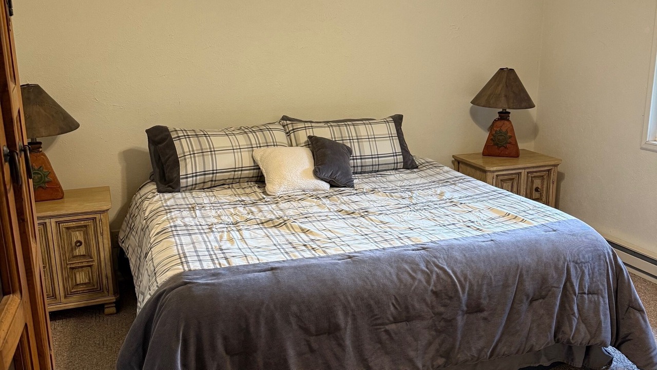 Photo of Bedroom in Collbran