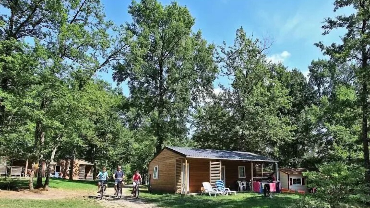Photo of Outdoor in Sainte-Catherine-de-Fierbois