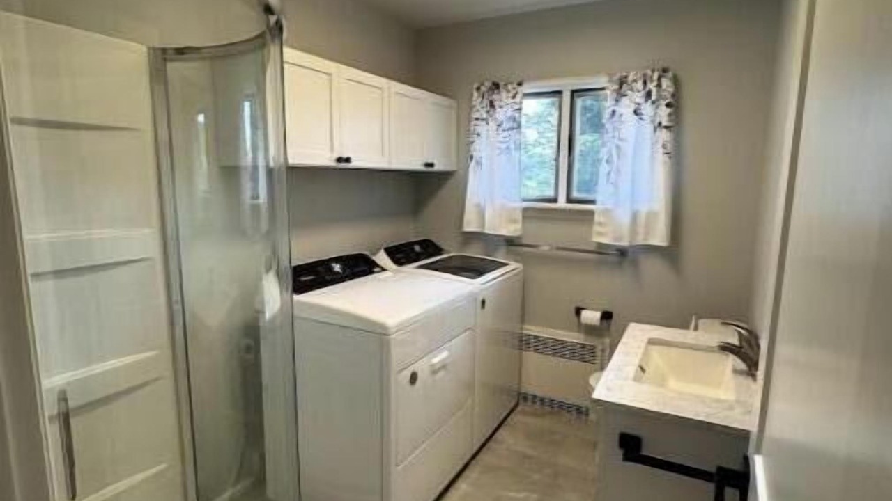 Photo of Bathroom in Parksville