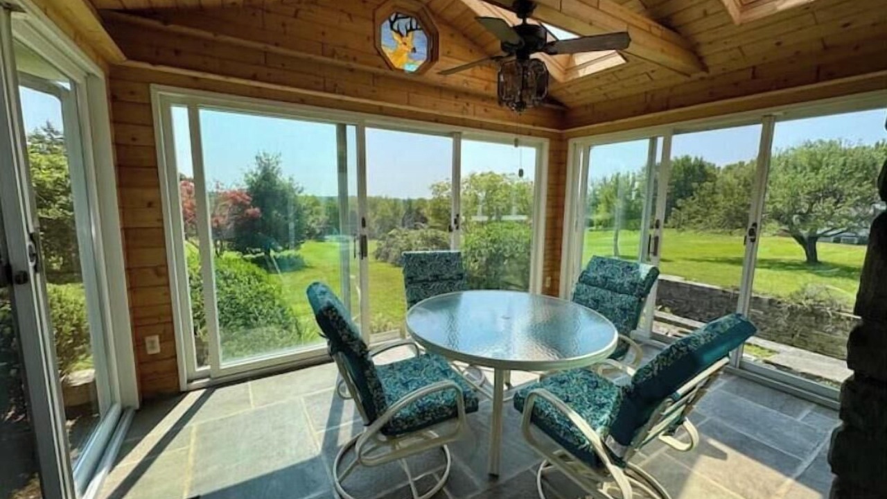 Photo of Others in Parksville