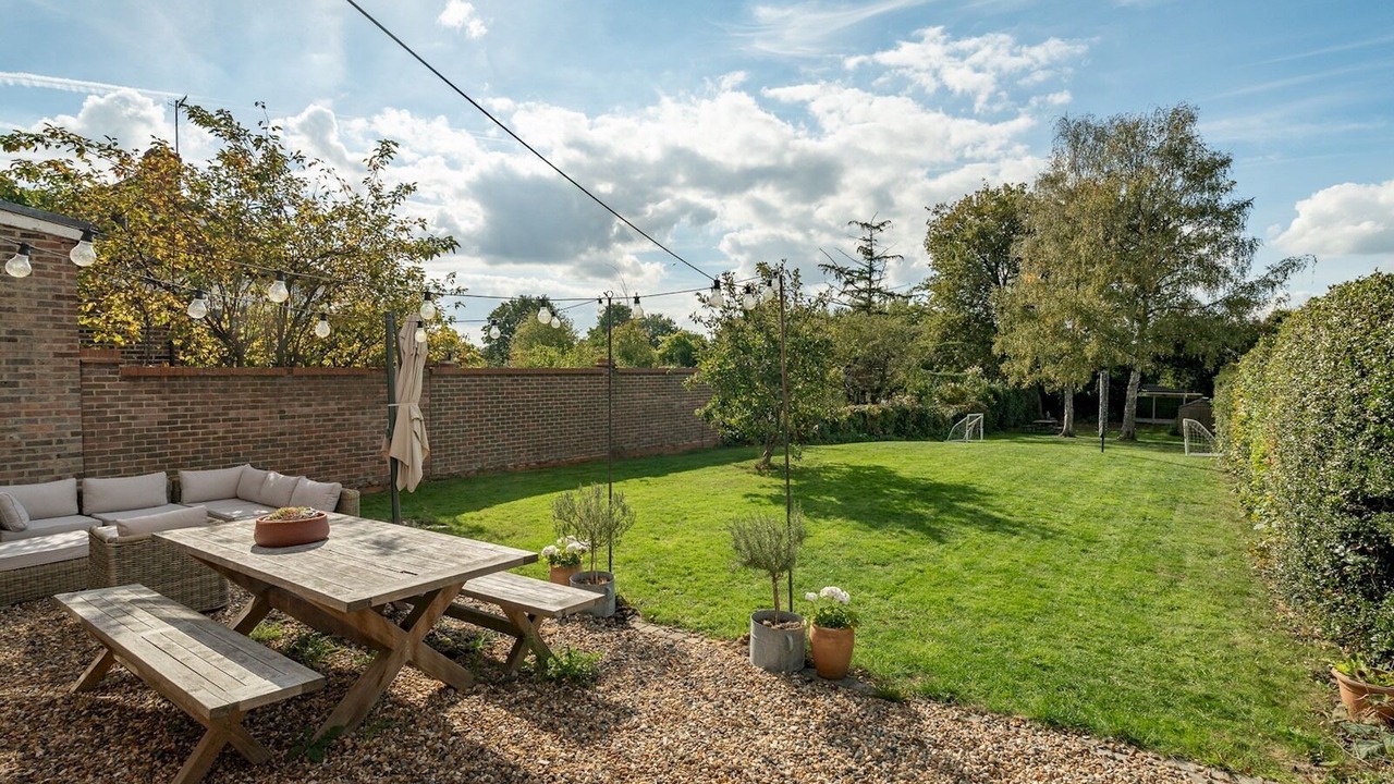 Photo of Outdoor in Hunton Bridge