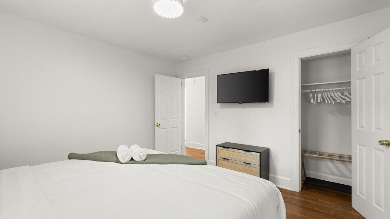 Photo of Bedroom in East Side