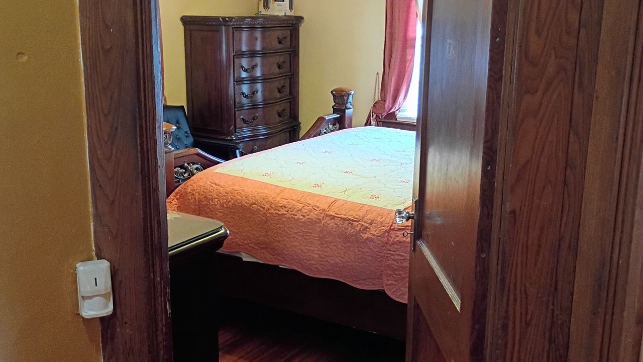 Photo of Bedroom in Irvington