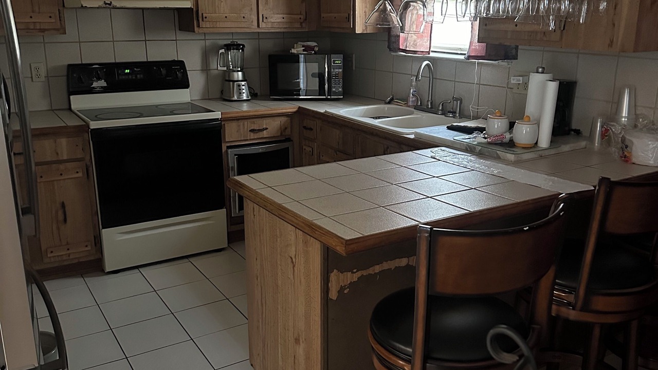 Photo of Kitchen in Kenner - Louis Armstrong International Airport