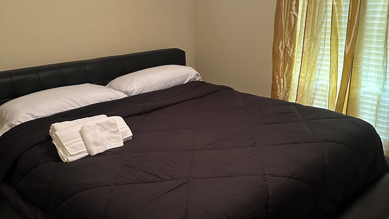 Photo of Bedroom in Kenner - Louis Armstrong International Airport