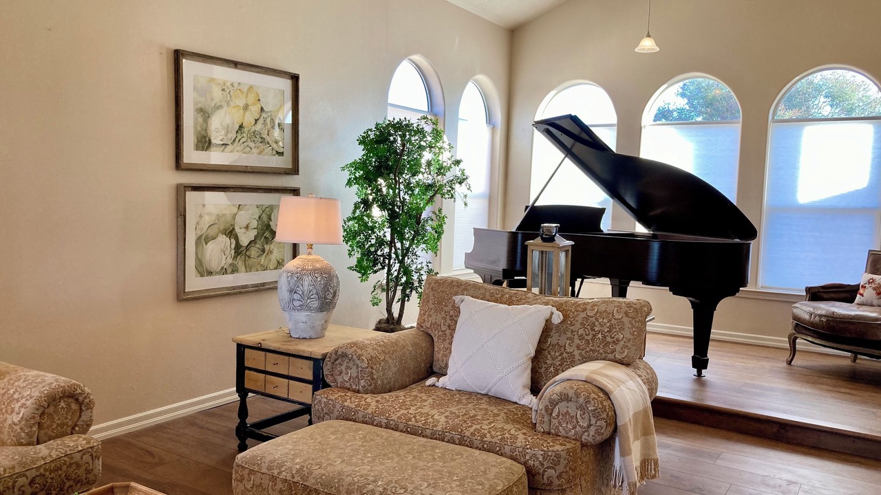 Photo of Livingroom in Rio Rancho