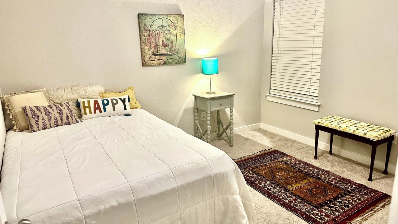 Photo of Bedroom in Elgin