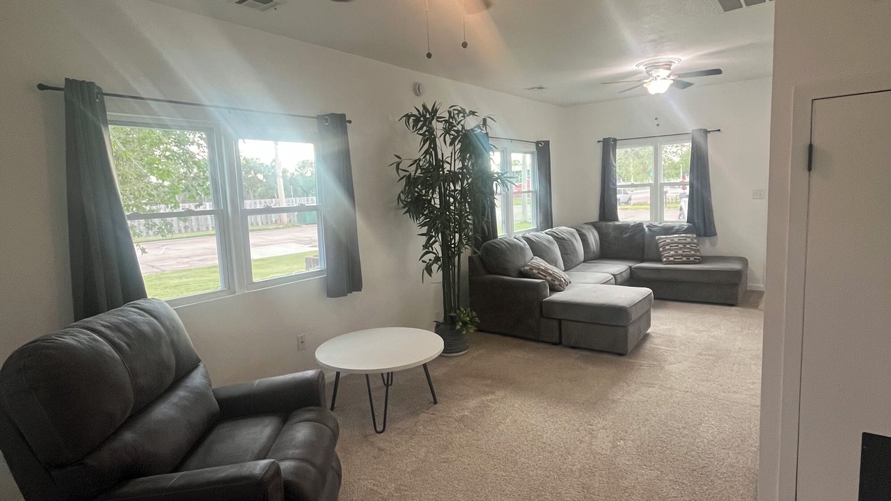 Photo of Livingroom in Garden City