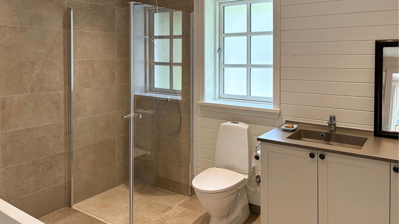Photo of Bathroom in Holloselund
