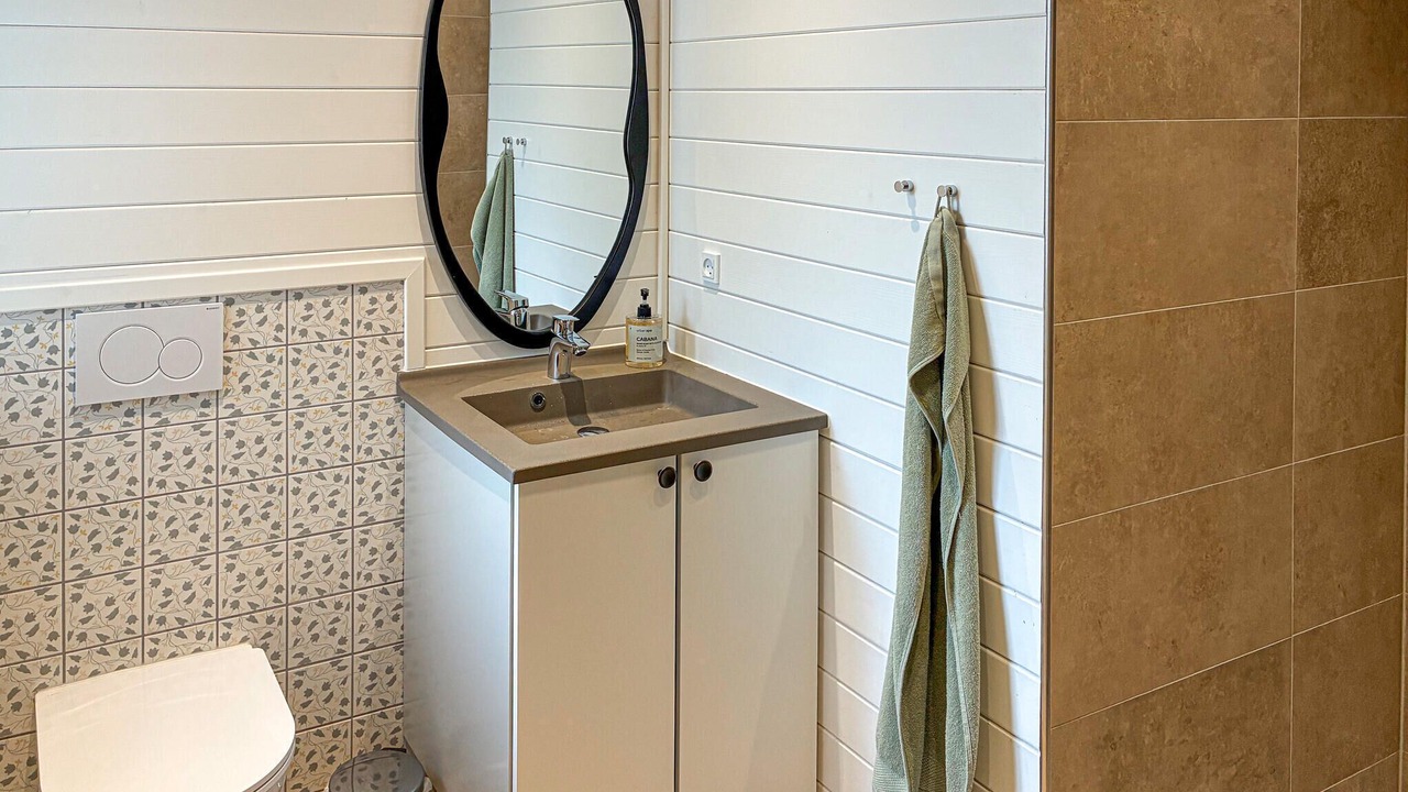 Photo of Bathroom in Holloselund