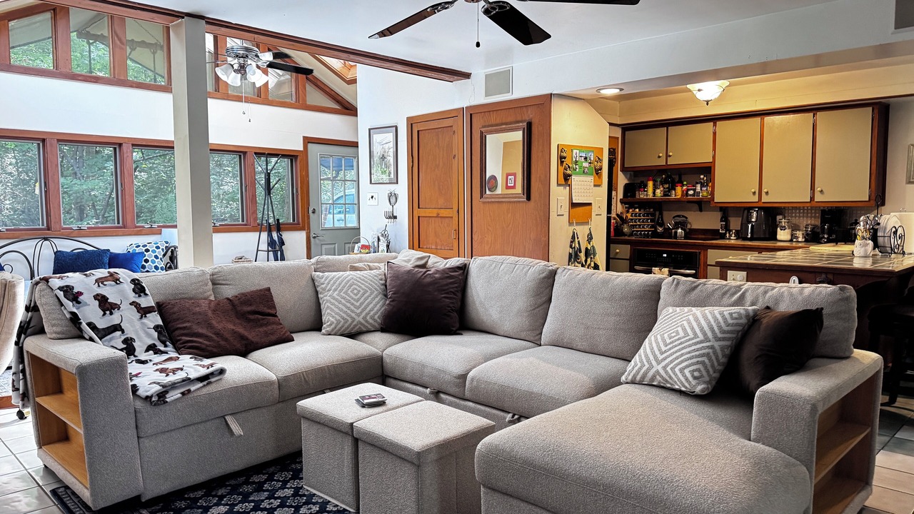 Photo of Livingroom in Wolf Creek