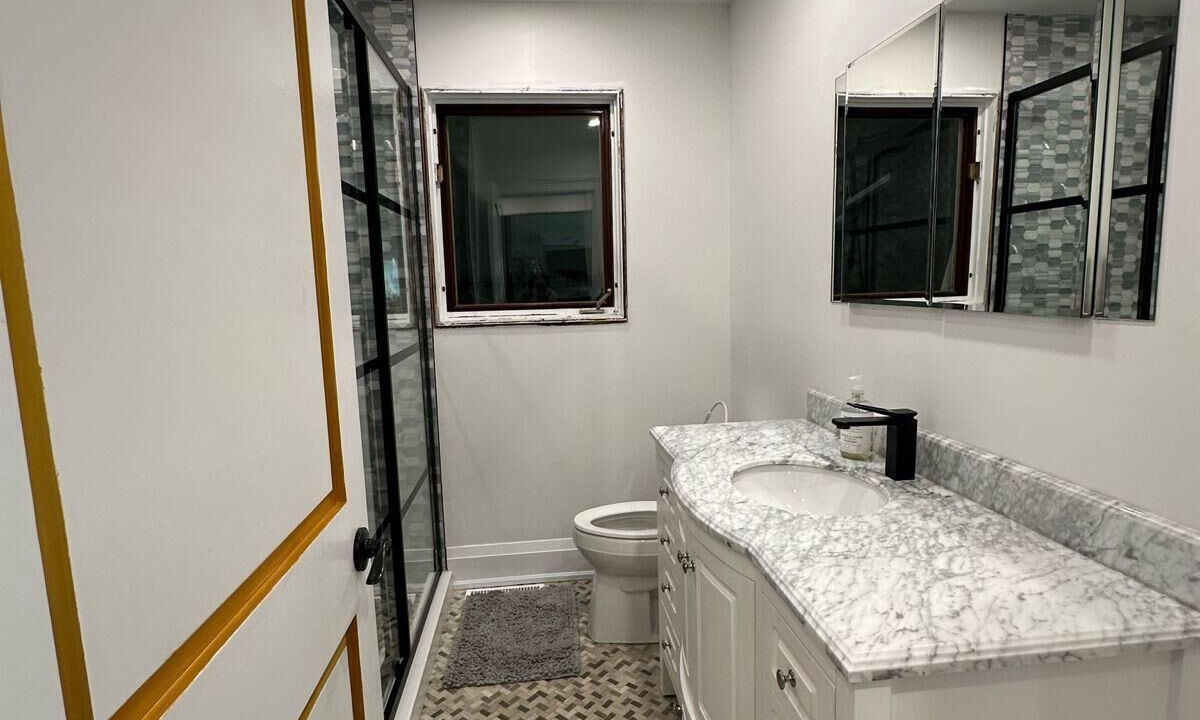 Photo of Bathroom in Laval
