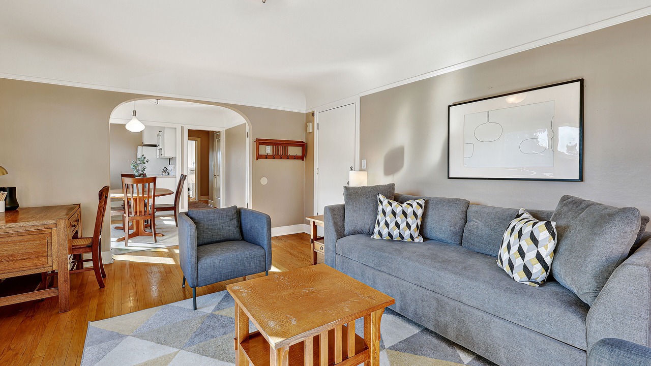 Photo of Livingroom in Broadway