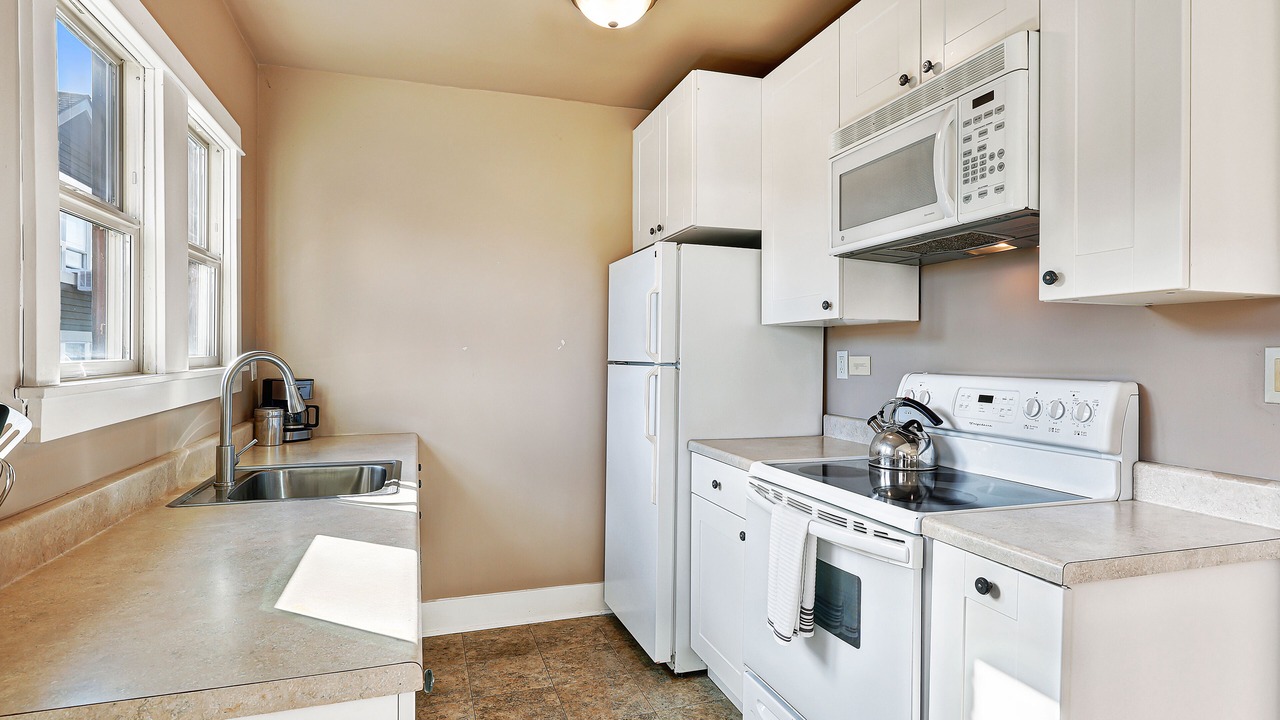 Photo of Kitchen in Broadway