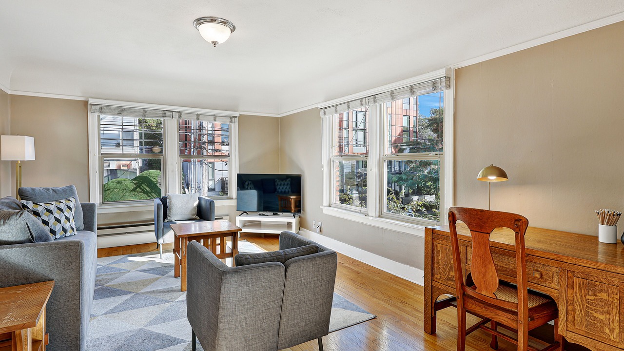 Photo of Livingroom in Broadway