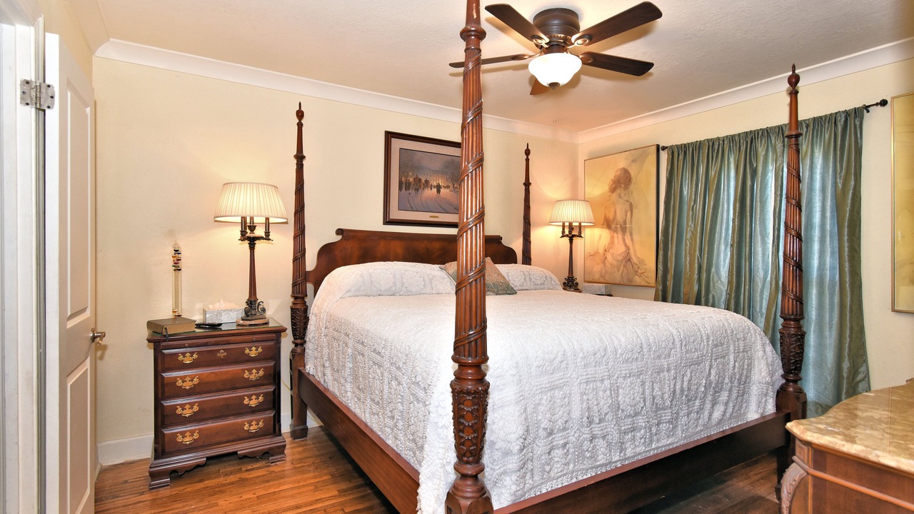 Photo of Bedroom in Cherry Street