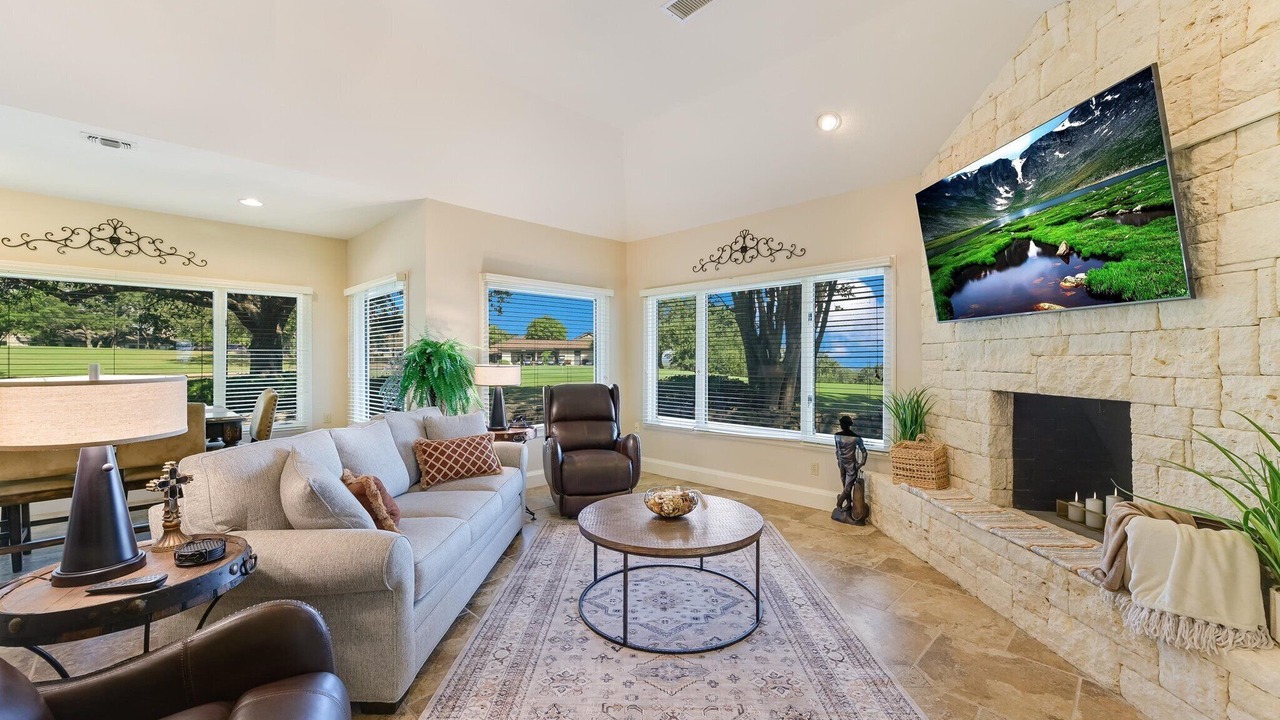 Photo of Livingroom in Barton Creek Lakeside