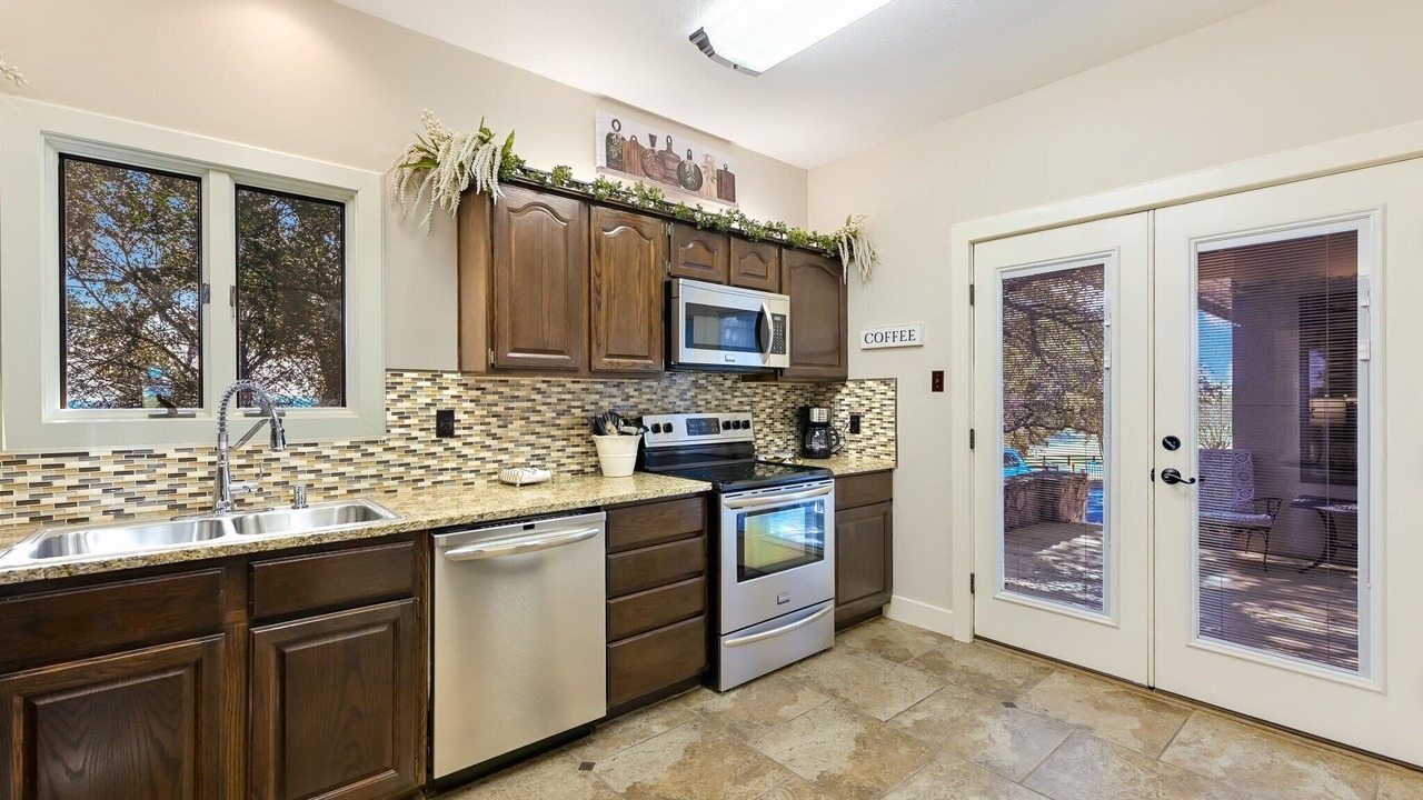 Photo of Kitchen in Barton Creek Lakeside