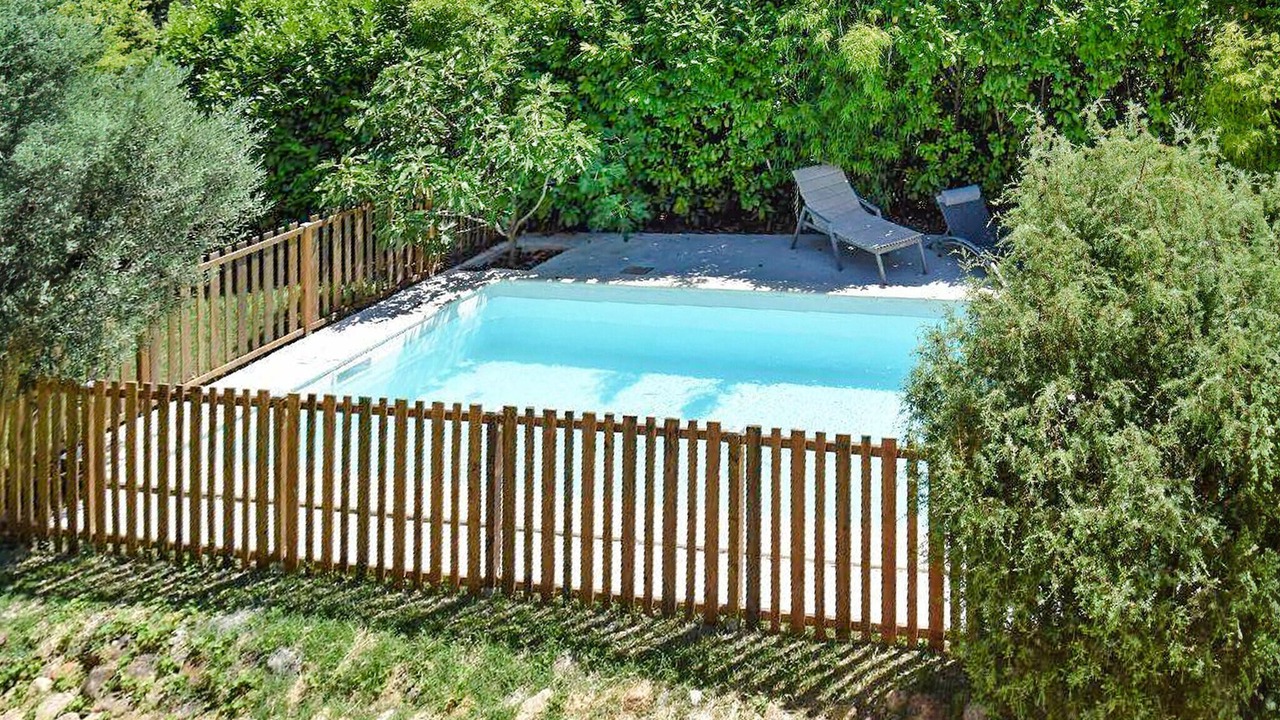 Photo of Outdoor in Les Mages