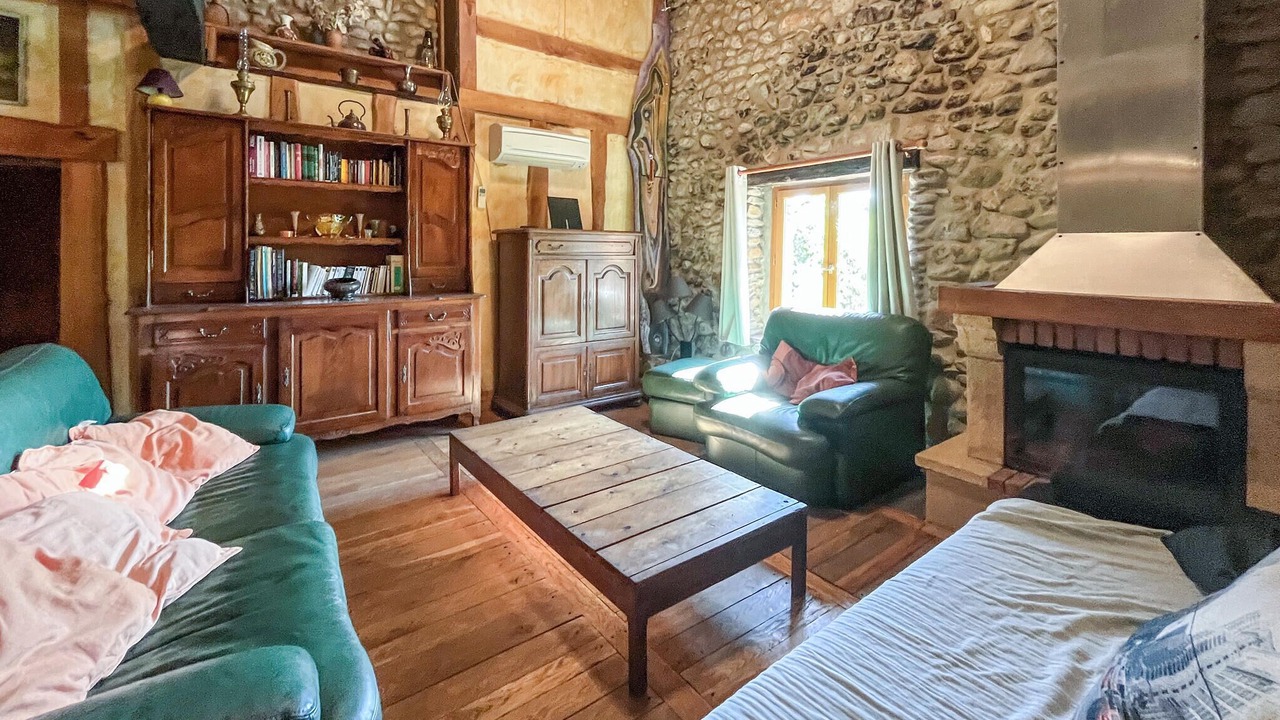 Photo of Bedroom in Les Mages