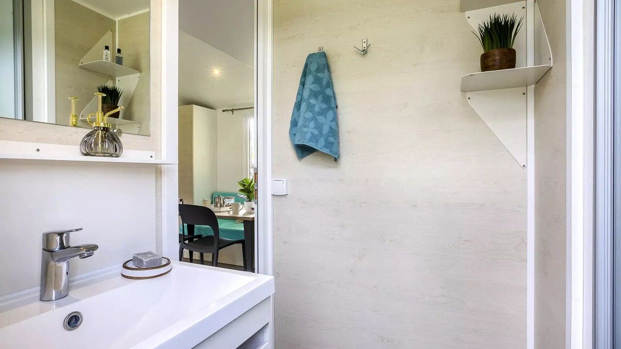 Photo of Bathroom in Loches