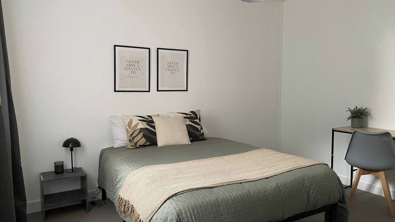 Photo of Bedroom in Evreux