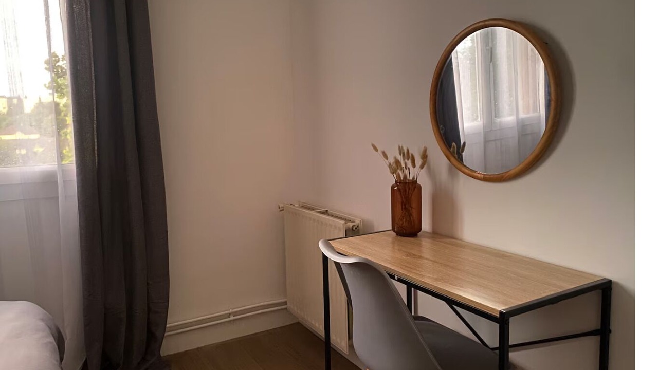 Photo of Bedroom in Evreux