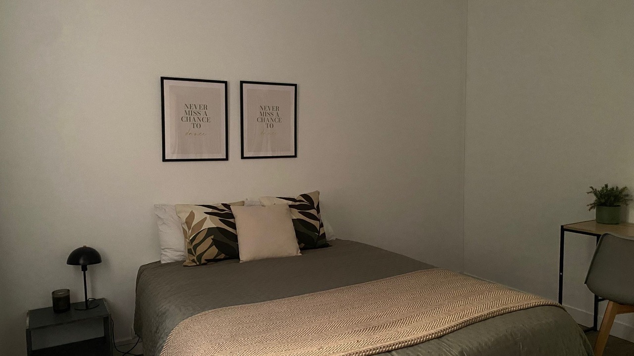 Photo of Bedroom in Evreux