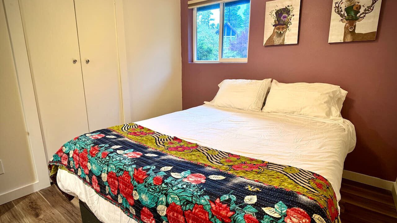 Photo of Bedroom in Swiss Manor