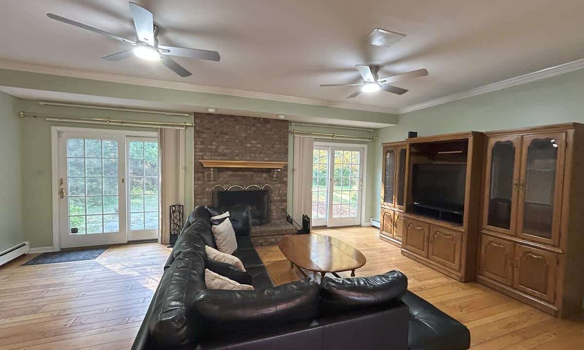 Photo of Livingroom in Cream Ridge