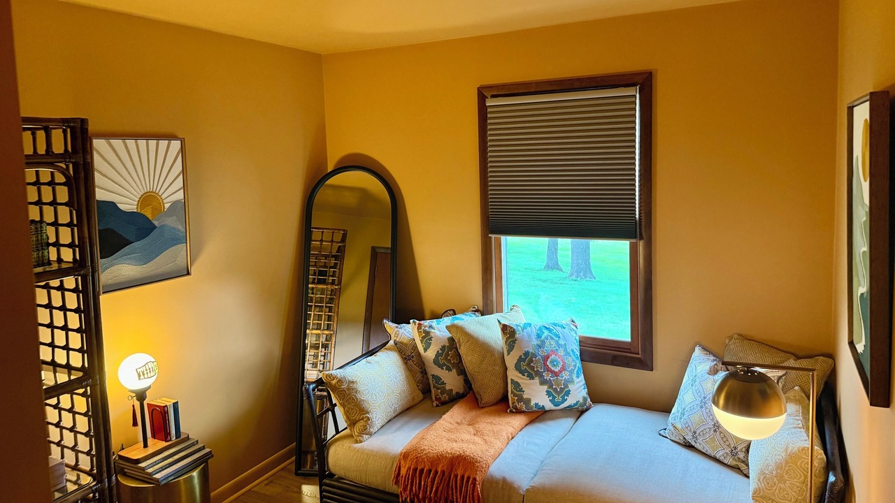 Photo of Bedroom in Ithaca