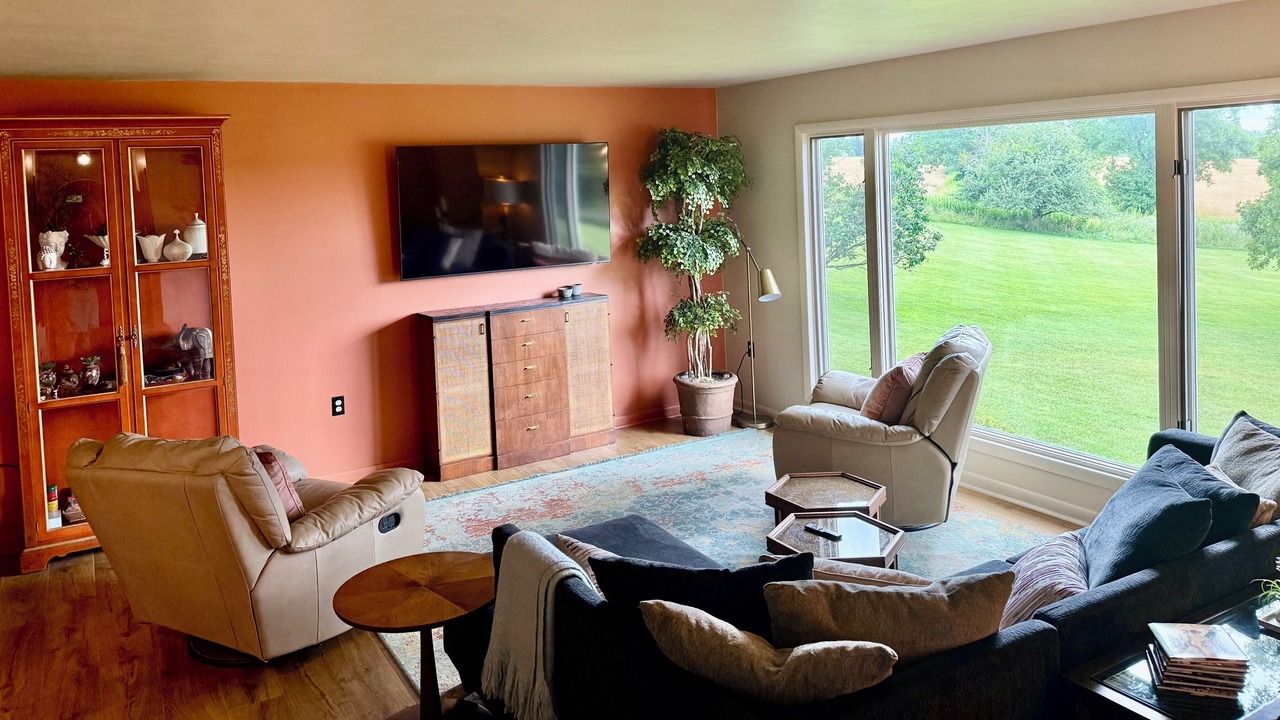 Photo of Livingroom in Ithaca
