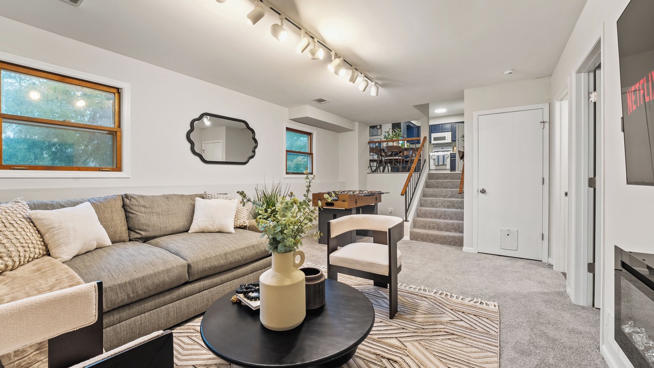 Photo of Livingroom in Fox Valley