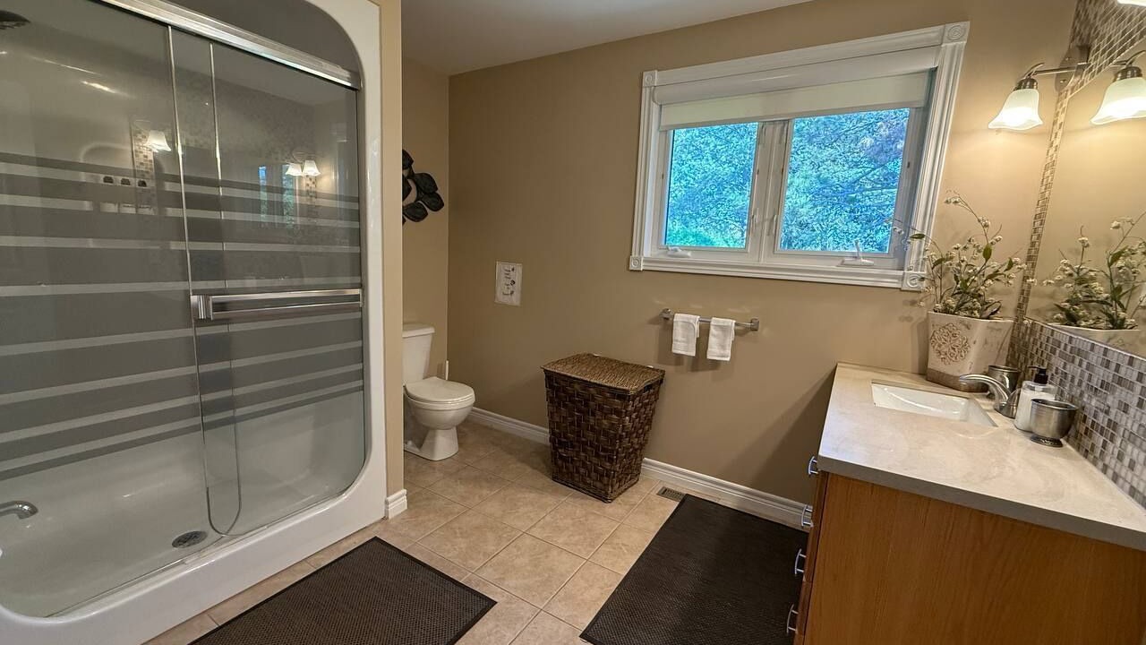 Photo of Bathroom in Ramara