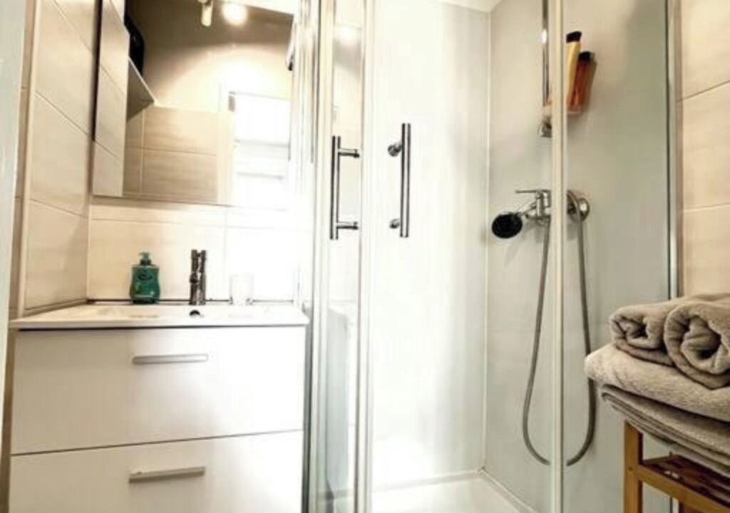 Photo of Bathroom in Romans-sur-Isere