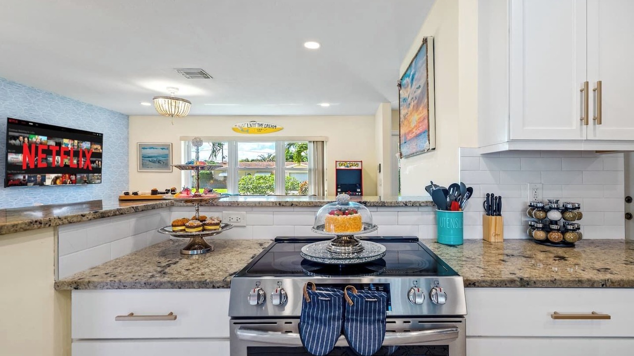 Photo of Kitchen in Golfview Harbor