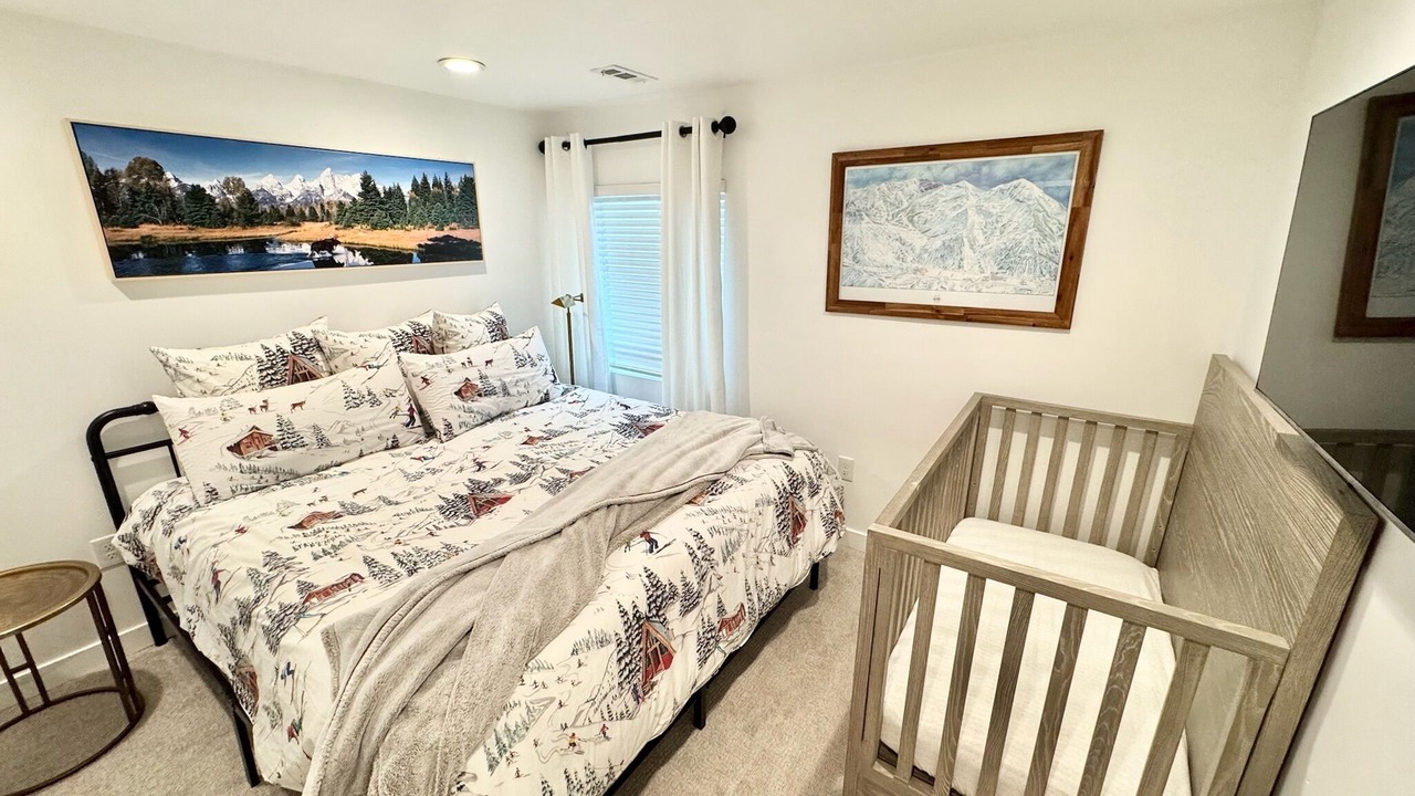 Photo of Bedroom in Daybreak