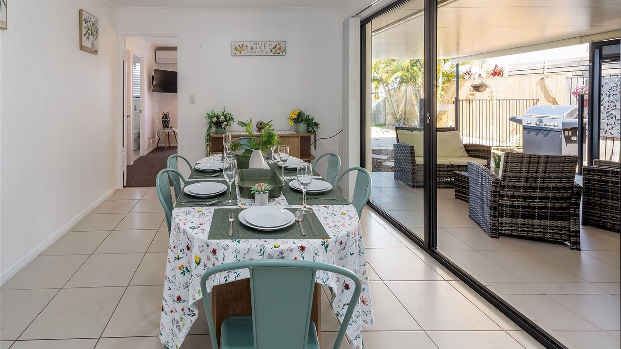 Photo of Others in Eli Waters