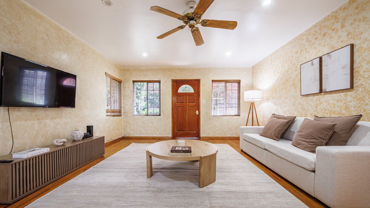 Photo of Livingroom in Pico