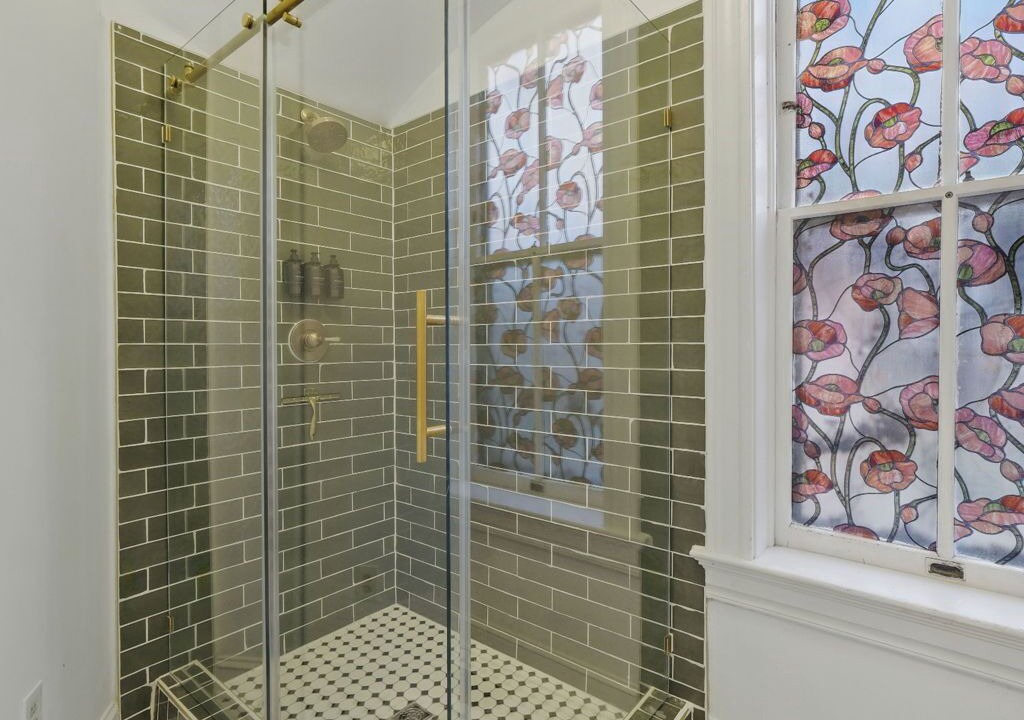 Photo of Bathroom in Tower Grove East
