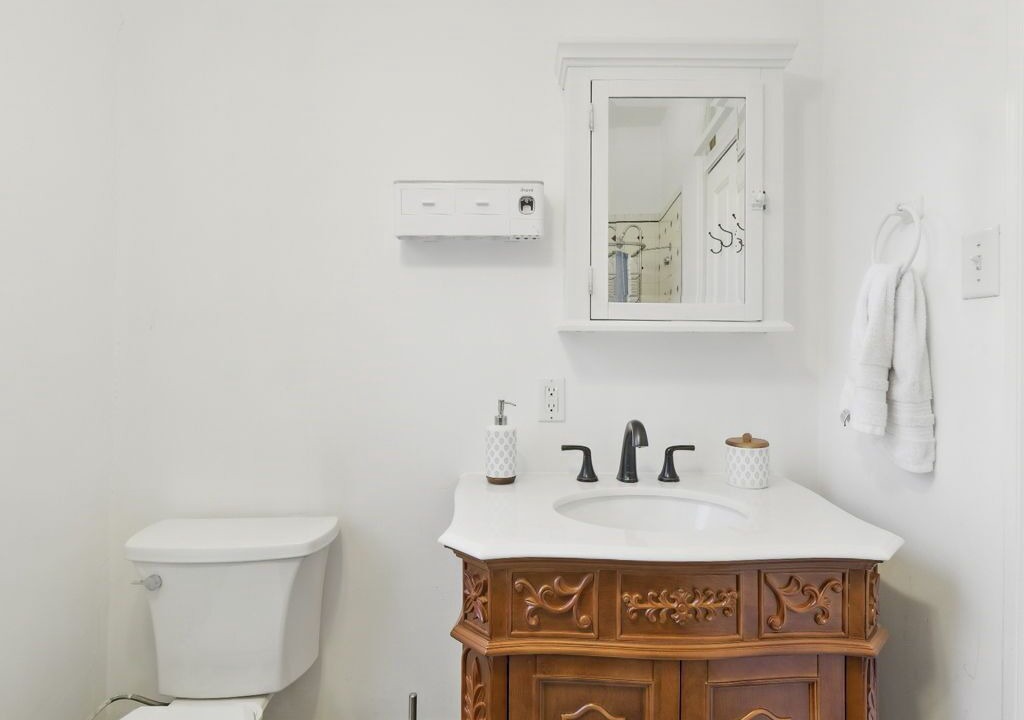 Photo of Bathroom in Tower Grove East