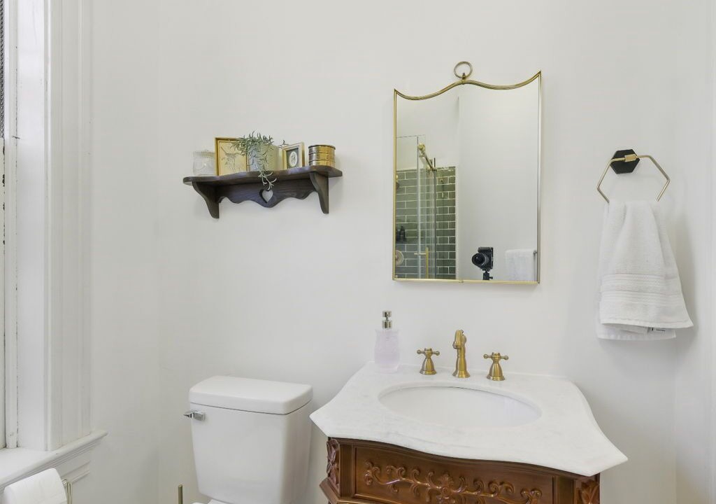 Photo of Bathroom in Tower Grove East
